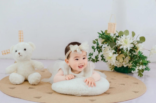 石狮七个月宝宝干呕 石狮七个月宝宝干呕